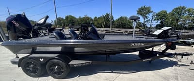 BOATZON | Phoenix Bass Boats 920 Elite 2023
