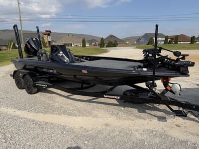 BOATZON | Phoenix Bass Boats 920 Elite X II 2026