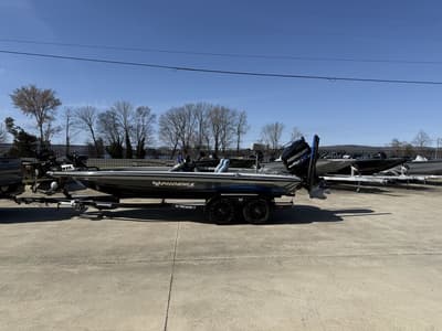 BOATZON | Phoenix Bass Boats 920 ProXP 2016