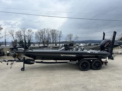 BOATZON | Phoenix Bass Boats 921 Elite 2023