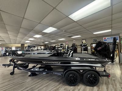 BOATZON | Phoenix Bass Boats 921 Elite X 2026