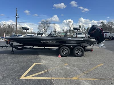 BOATZON | Phoenix Bass Boats 921 Elite X 2026
