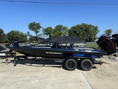 BOATZON | Phoenix Bass Boats 921 Elite X 2027