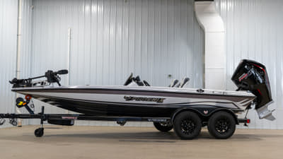 BOATZON | Phoenix Boats 819 ZXL 2027