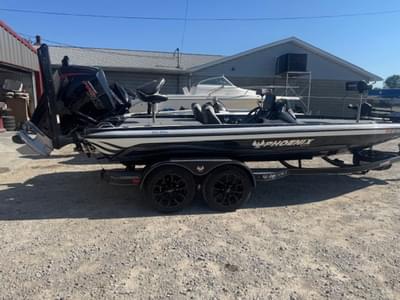 BOATZON | Phoenix Boats 921 Elite 2025