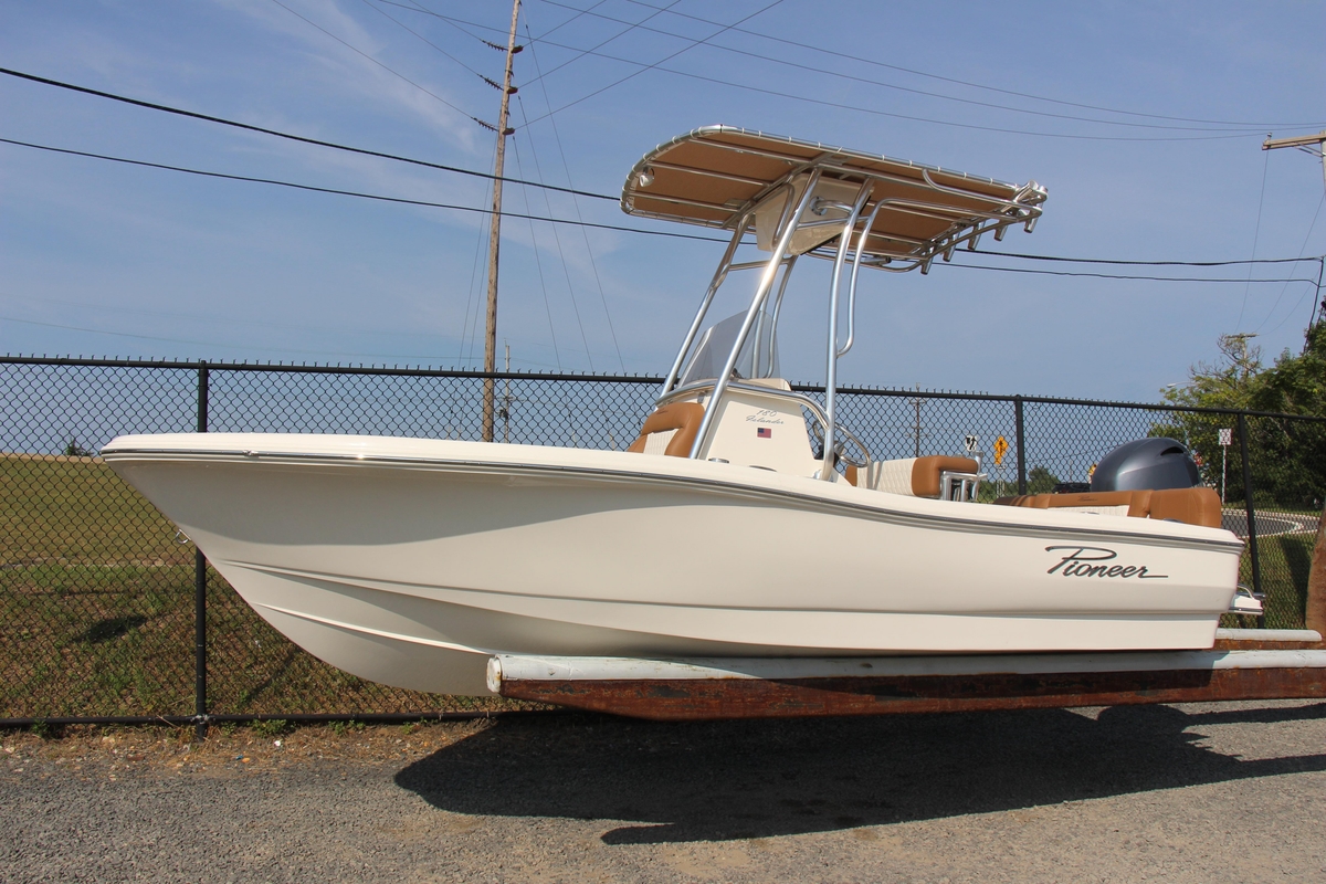 2025 Pioneer 180 Islander - Sold Boat