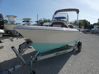 BOATZON | Pioneer 180 Islander 2027