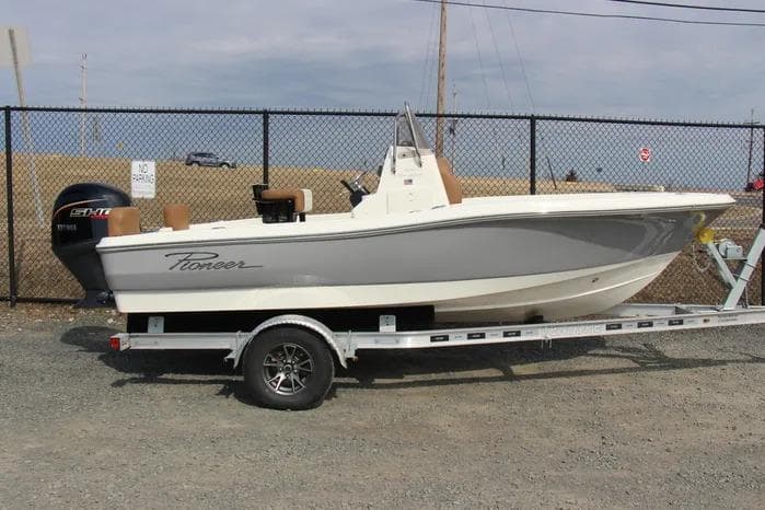 Pioneer 180 Sportfish 2025
