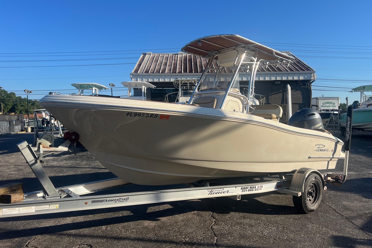 2018 Pioneer 202 Islander - Sold Boat