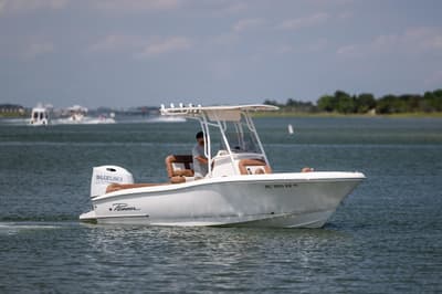 BOATZON | Pioneer 202 Islander 2022