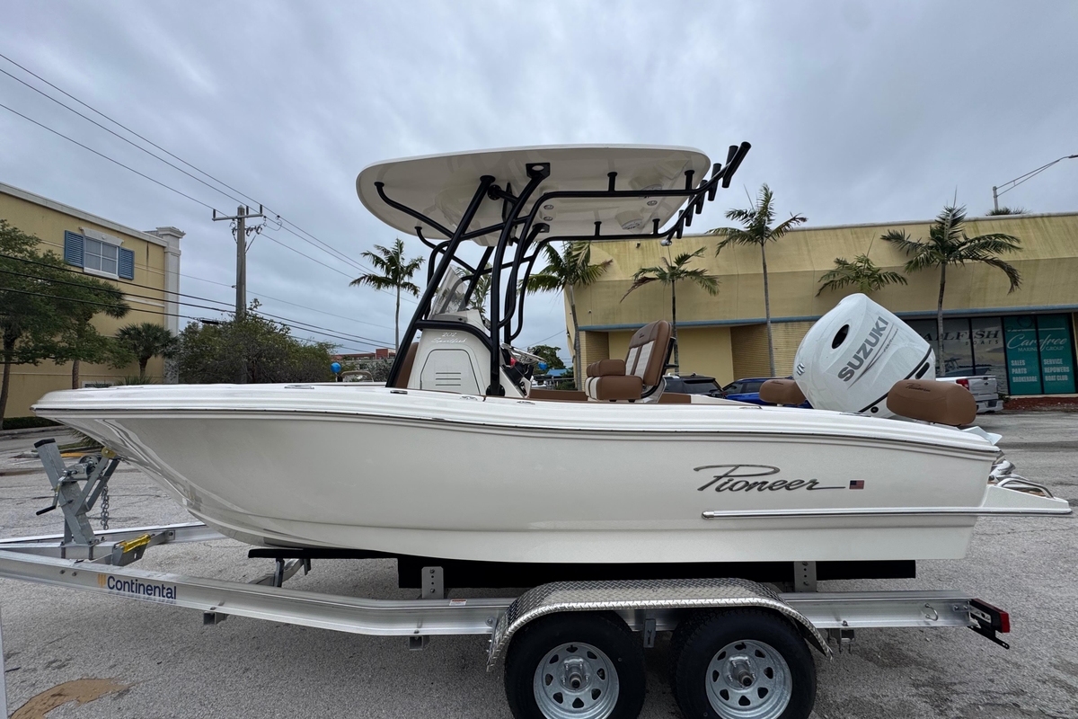 2026 Pioneer 202 Sportfish - Sold Boat