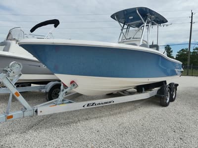 BOATZON | Pioneer 220 Bay Sport 2027