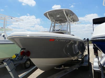 BOATZON | Pioneer Boats Islander 202 2025