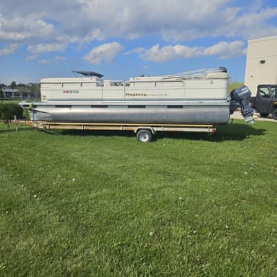 BOATZON | Playbouy Pontoon WINDJAMMER 2223SE 2003