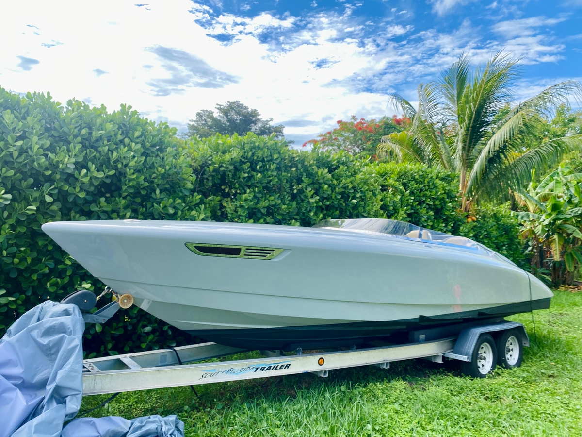 2008 Porsche fearless 28 - Sold Boat