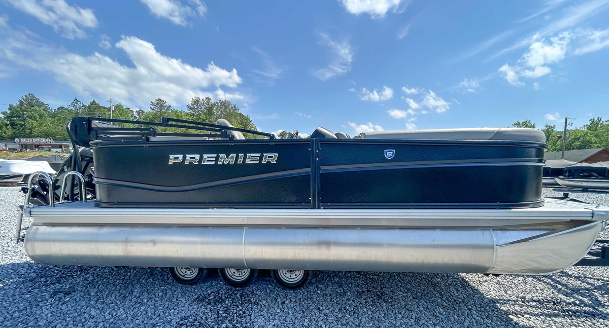 2025 Premier 200 Sunscape RF - Sold Boat