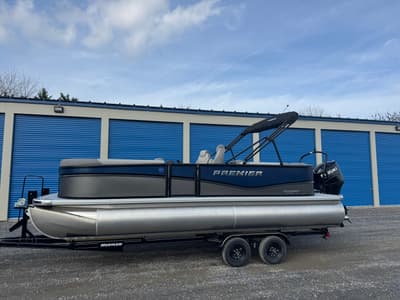 BOATZON | Premier 220 Sunscape RE 2026