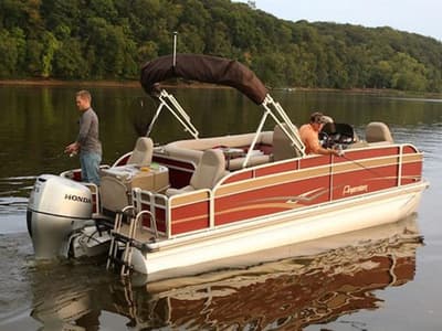 BOATZON | Premier 221 Explorer 2013
