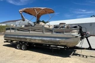 BOATZON | Premier 225 CastAWay 2000