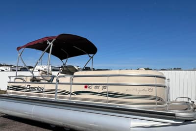 BOATZON | Premier 225 Majestic 2002