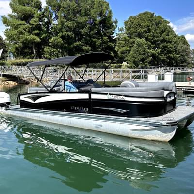 BOATZON | Premier 230 Intrigue RF 2022