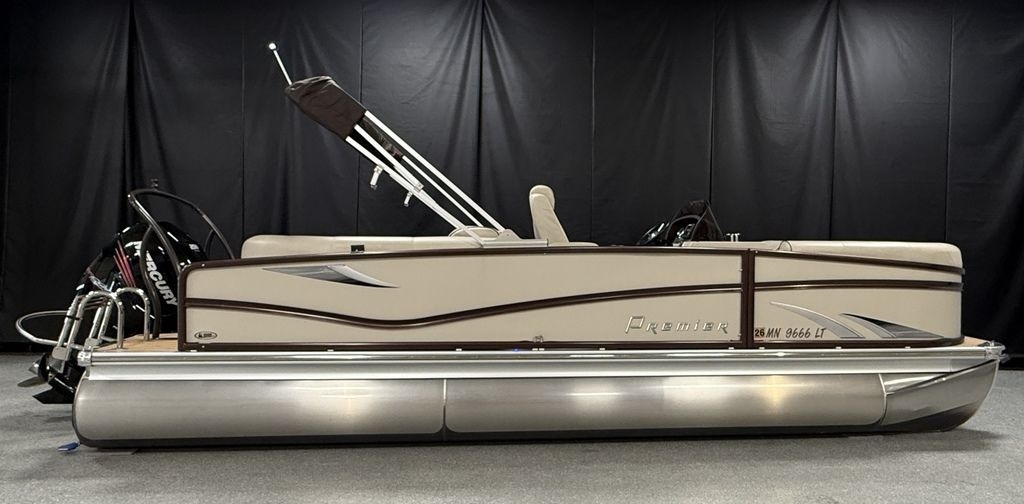 2018 Premier 230 Solaris RF - Sold Boat