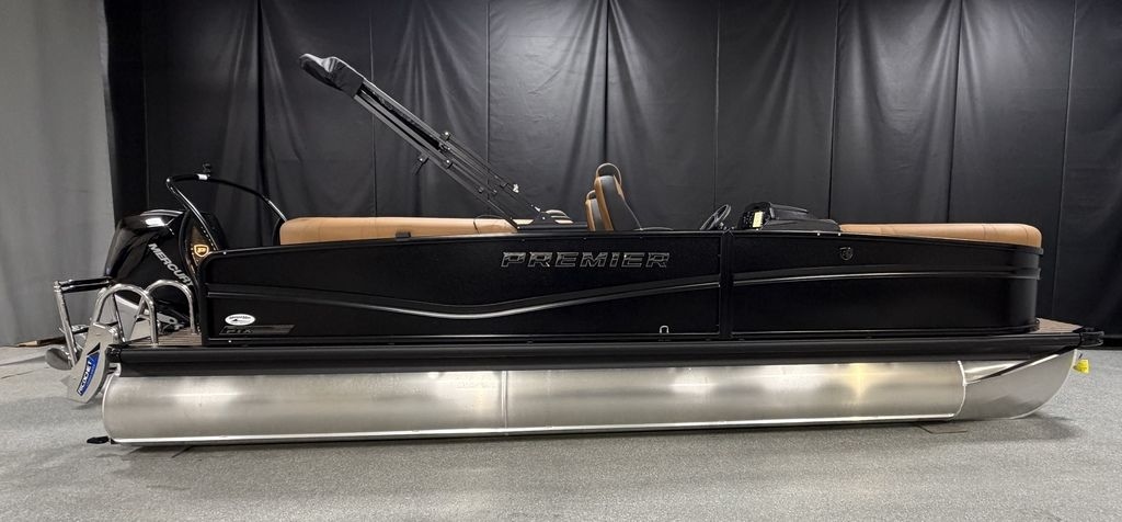 2026 Premier 230 Solaris RF CL - Sold Boat