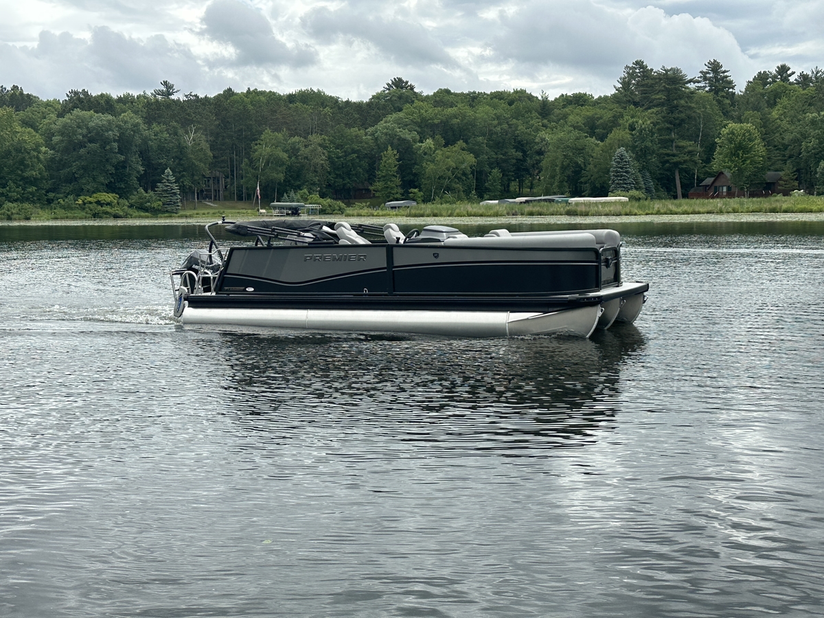 2026 Premier 230 SUNSATION - Sold Boat