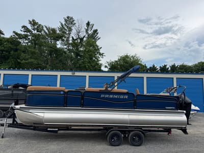 BOATZON | Premier 230 SunSation Angler 2026