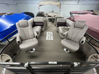 BOATZON | Premier 235 Escapade RE PTX 30 2009 BOATZON | Premier 235 Escapade RE PTX 30 2009