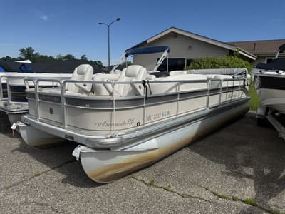 BOATZON | Premier 250 Escapade RE 2004