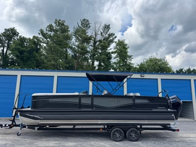 BOATZON | Premier 250 Intrigue RLO 2026