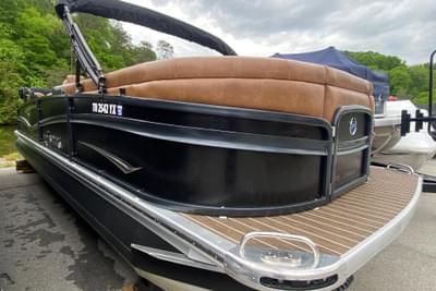BOATZON | Premier 270 Intrigue RF 2022