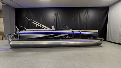 BOATZON | Premier 270 SSERIES 2017