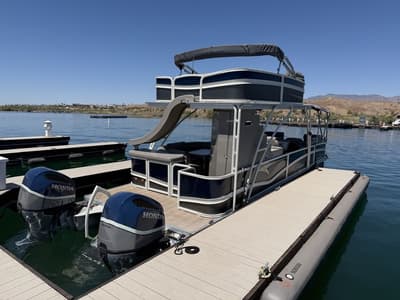BOATZON | Premier Escalante 310 DL 2022