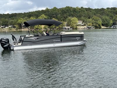 BOATZON | PREMIER PONTOON 2021