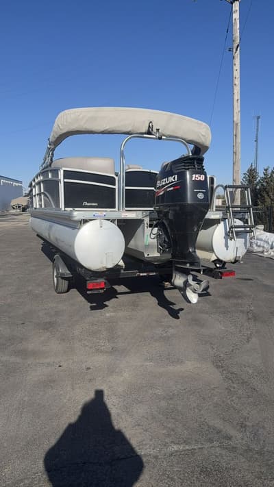 BOATZON | Premier Pontoons 240 SOLARIS RF PMY76691D212 2012