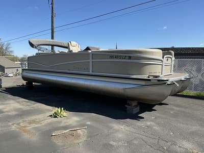 BOATZON | Premier Solaris 250 2018