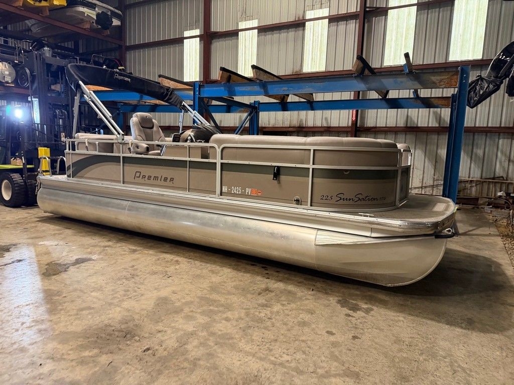 2009 Premire 225 Sunsation - Sold Boat