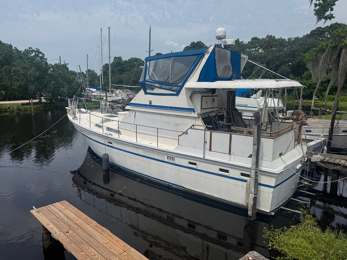 1986 President Double Cabin - Sold Boat