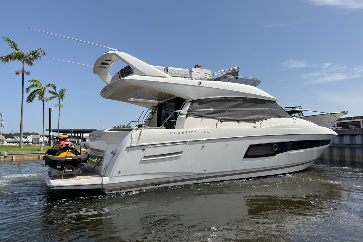 2018 Prestige 460 - Sold Boat