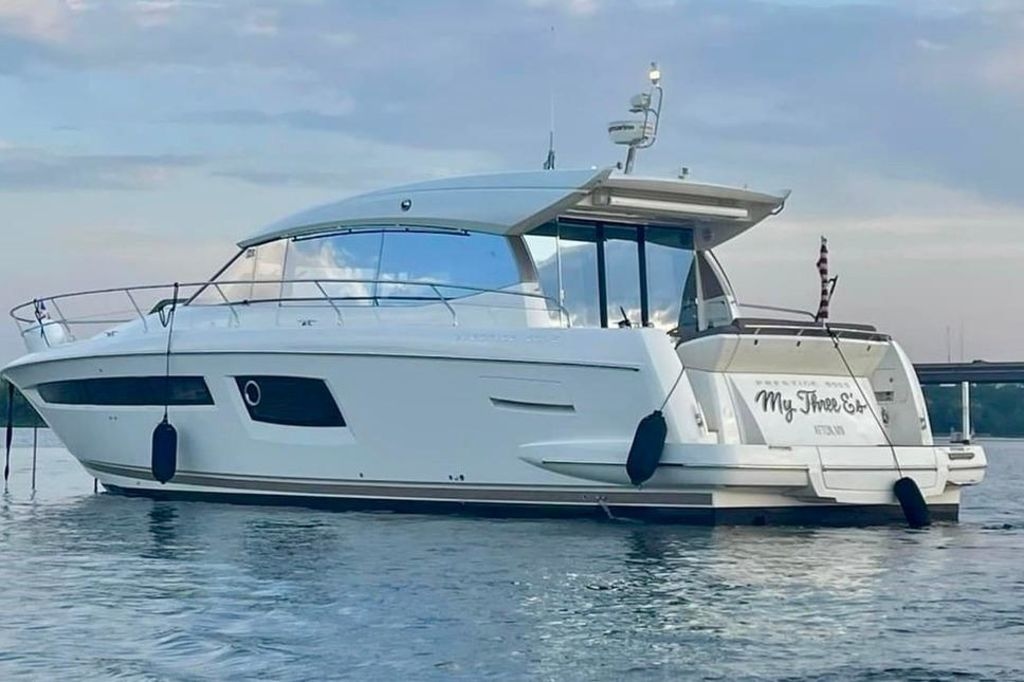 2016 Prestige 500 S - Sold Boat