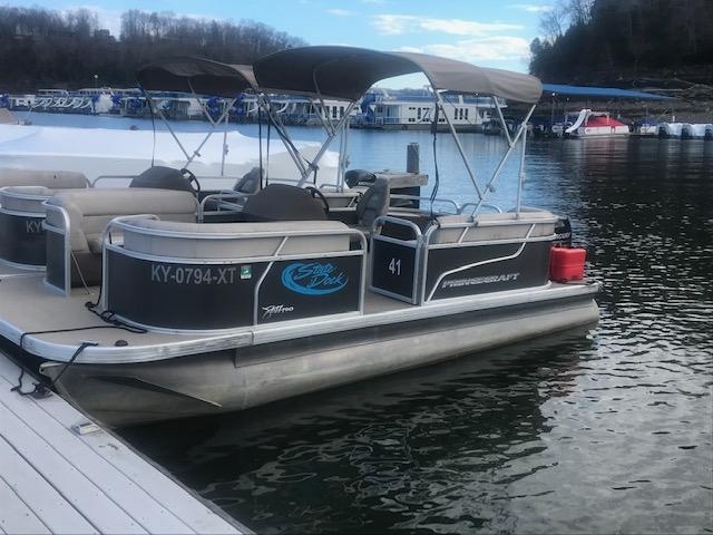 2018 Princecraft PONTOON - Sold Boat
