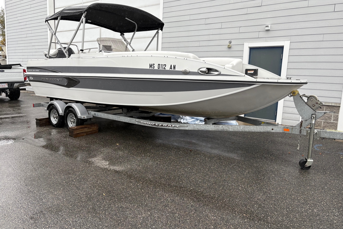 2022 Princecraft Ventura 224 - Sold Boat