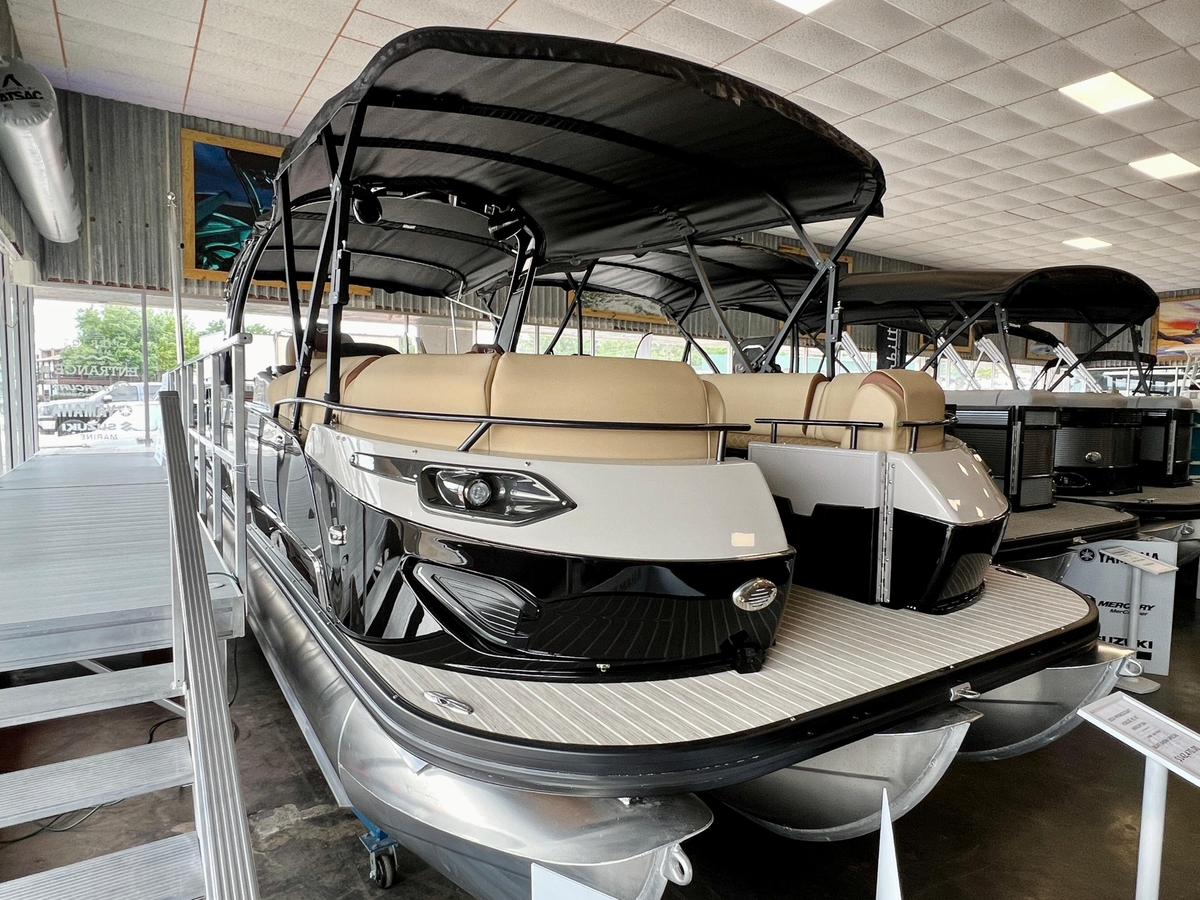 2024 Princecraft Vogue 25 XT - Sold Boat