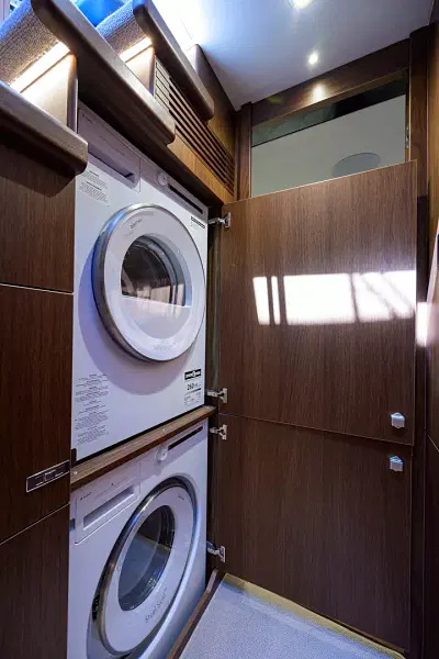 BOATZON | Princess V65 Express 2026 BOATZON | Princess V65 Express 2026