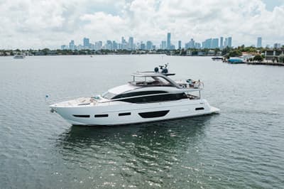 BOATZON | Princess Y85 2021