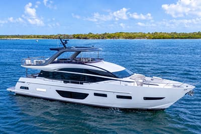 BOATZON | Princess Y85 2021