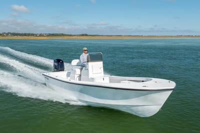 BOATZON | Privateer 2100 Roamer 2026