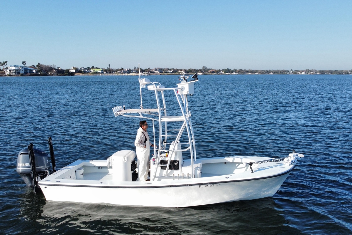 1987 Privateer 22 Roamer - Sold Boat